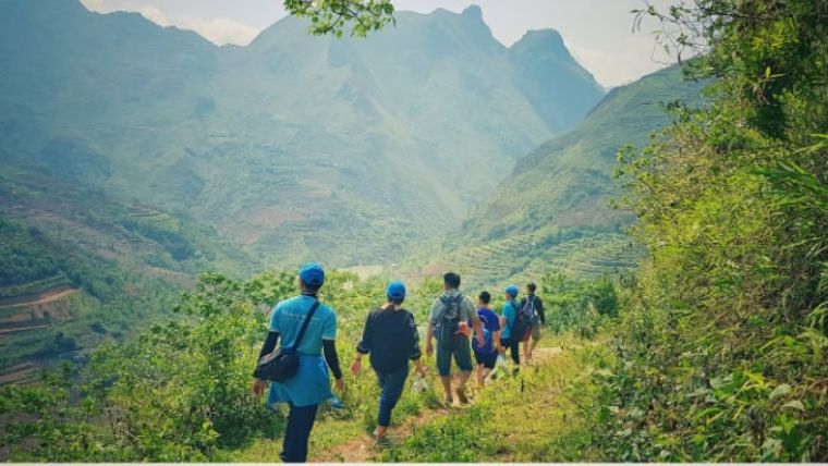 hiking-in-ha-giang